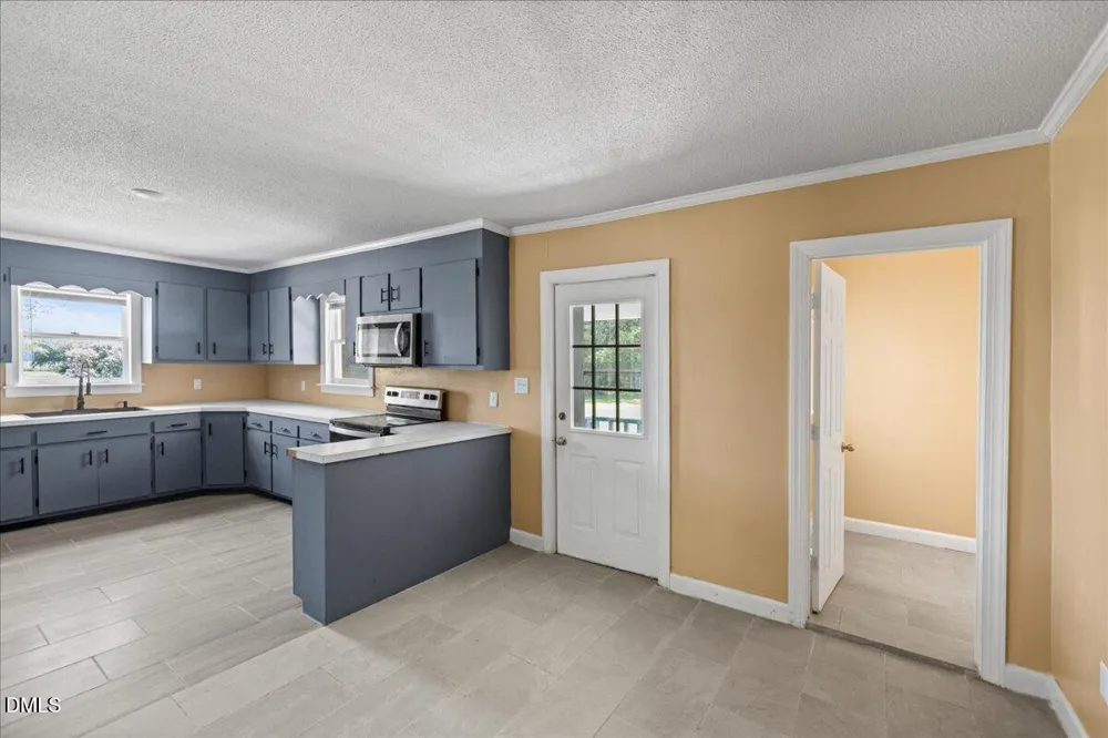 1330 E Hanrahan Road Ayden, NC 28513
