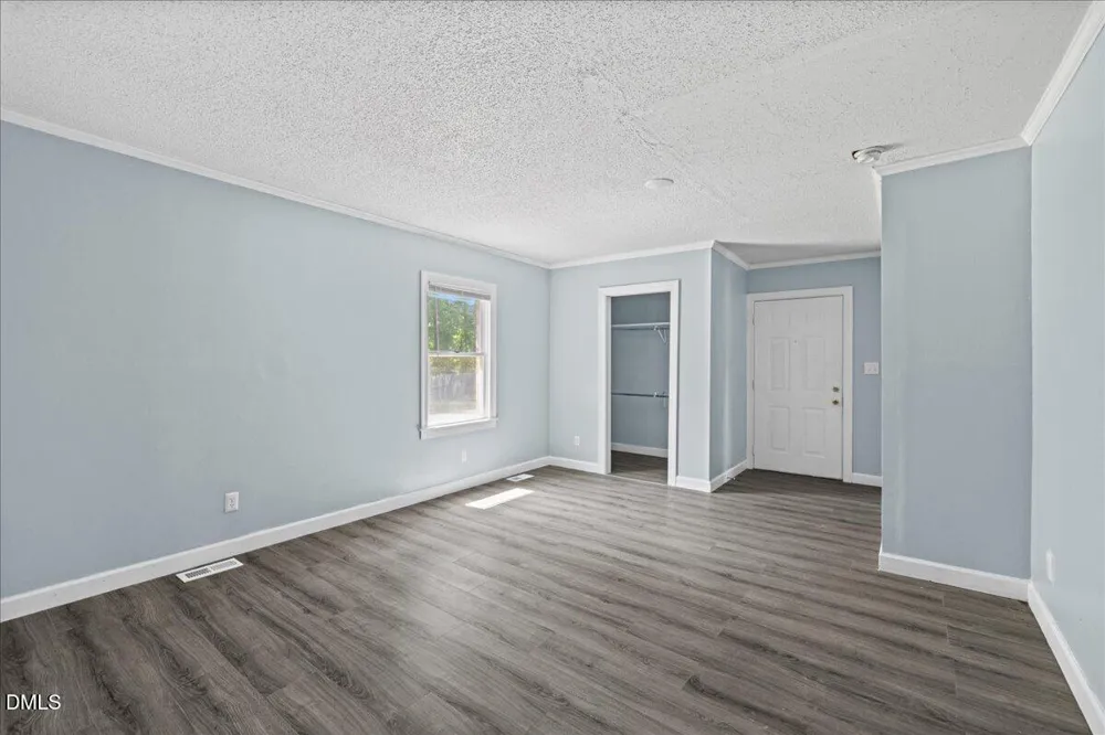 1330 E Hanrahan Road Ayden, NC 28513