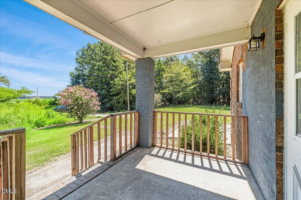 1330 E Hanrahan Road Ayden, NC 28513