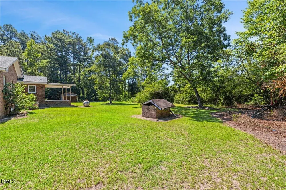 1330 E Hanrahan Road Ayden, NC 28513