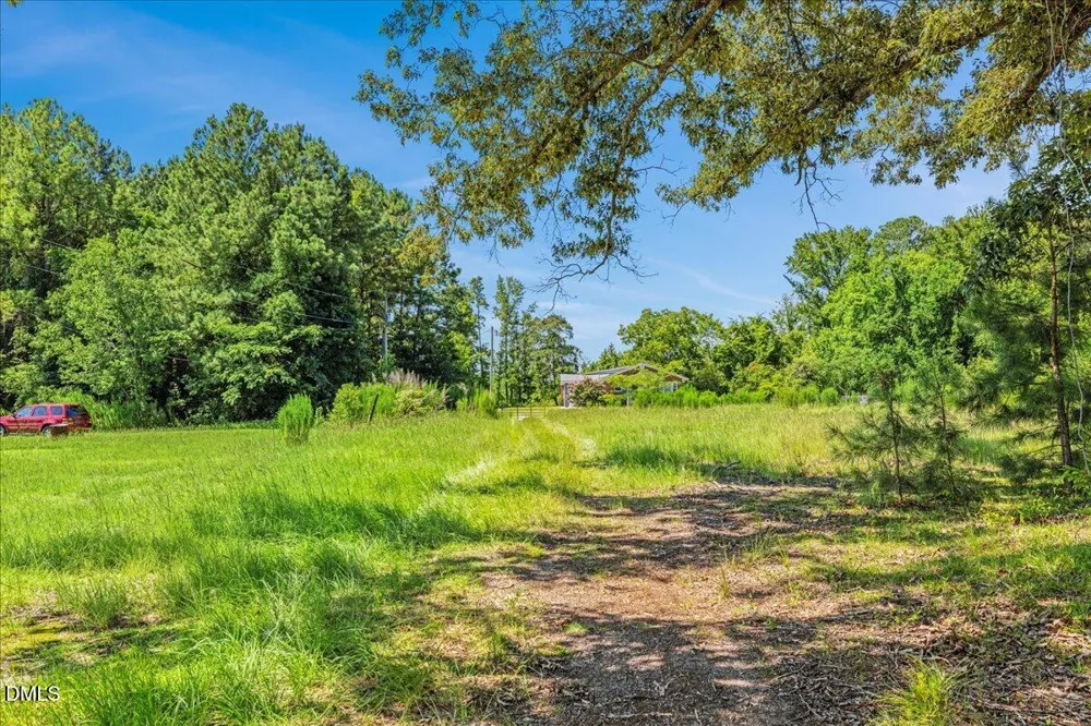 1330 E Hanrahan Road Ayden, NC 28513