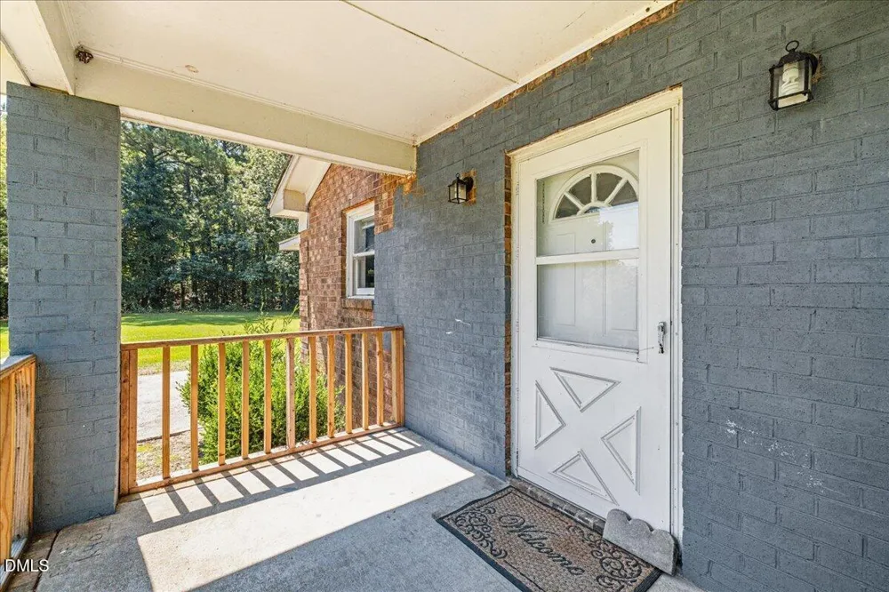 1330 E Hanrahan Road Ayden, NC 28513