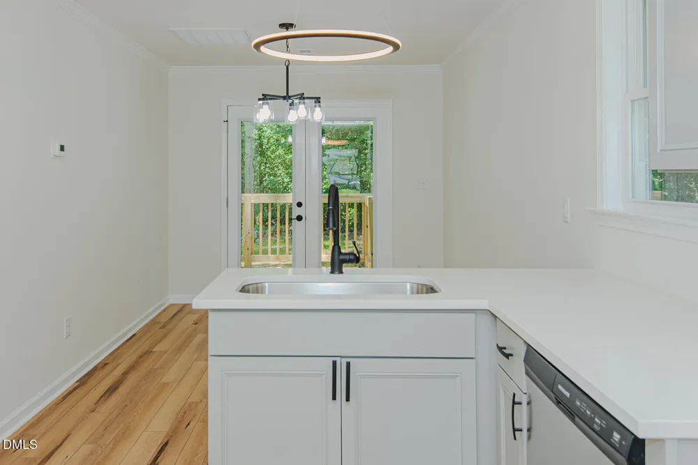 404 Walker Avenue Graham, NC 27253