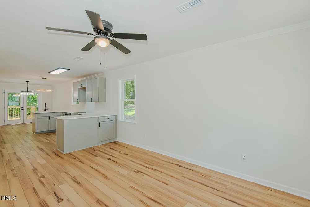 404 Walker Avenue Graham, NC 27253