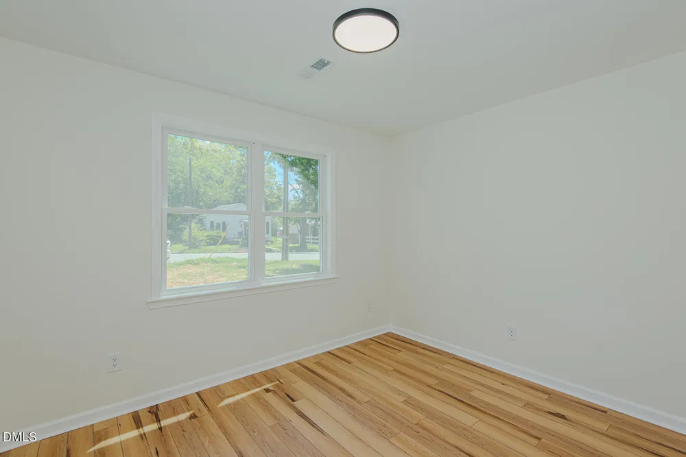 404 Walker Avenue Graham, NC 27253
