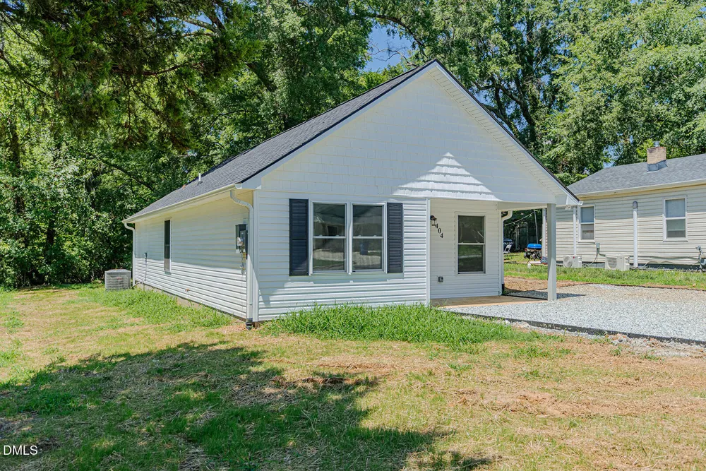 404 Walker Avenue Graham, NC 27253