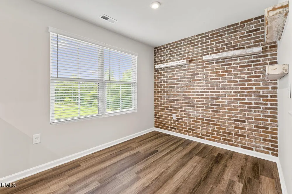 1105 Pale Moss Drive Durham, NC 27704
