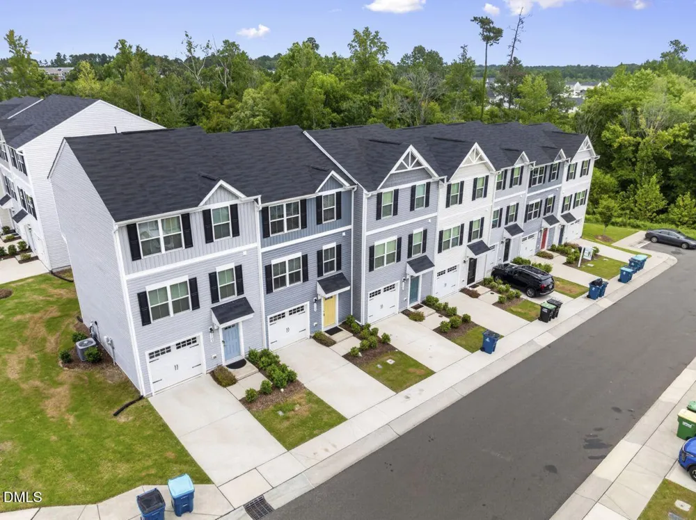 1105 Pale Moss Drive Durham, NC 27704