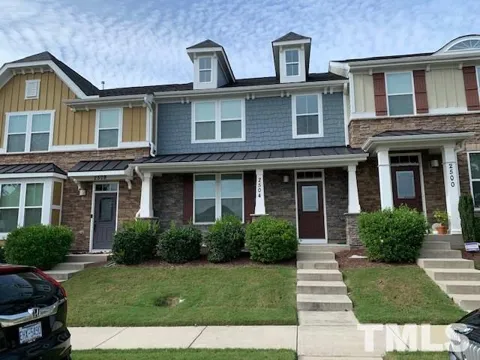 2504 Historic Circle