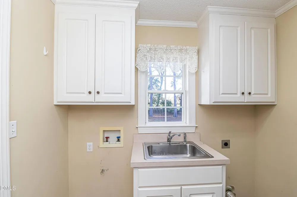 308 Hunters Creek Drive Goldsboro, NC 27534