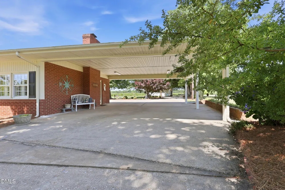 913 W Core Road Dunn, NC 28334