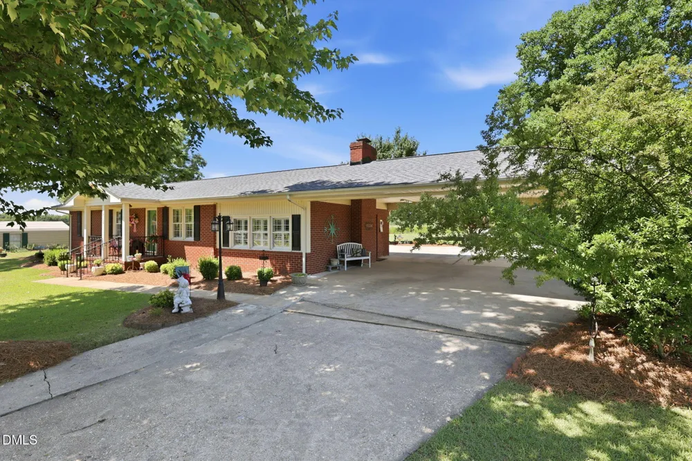 913 W Core Road Dunn, NC 28334