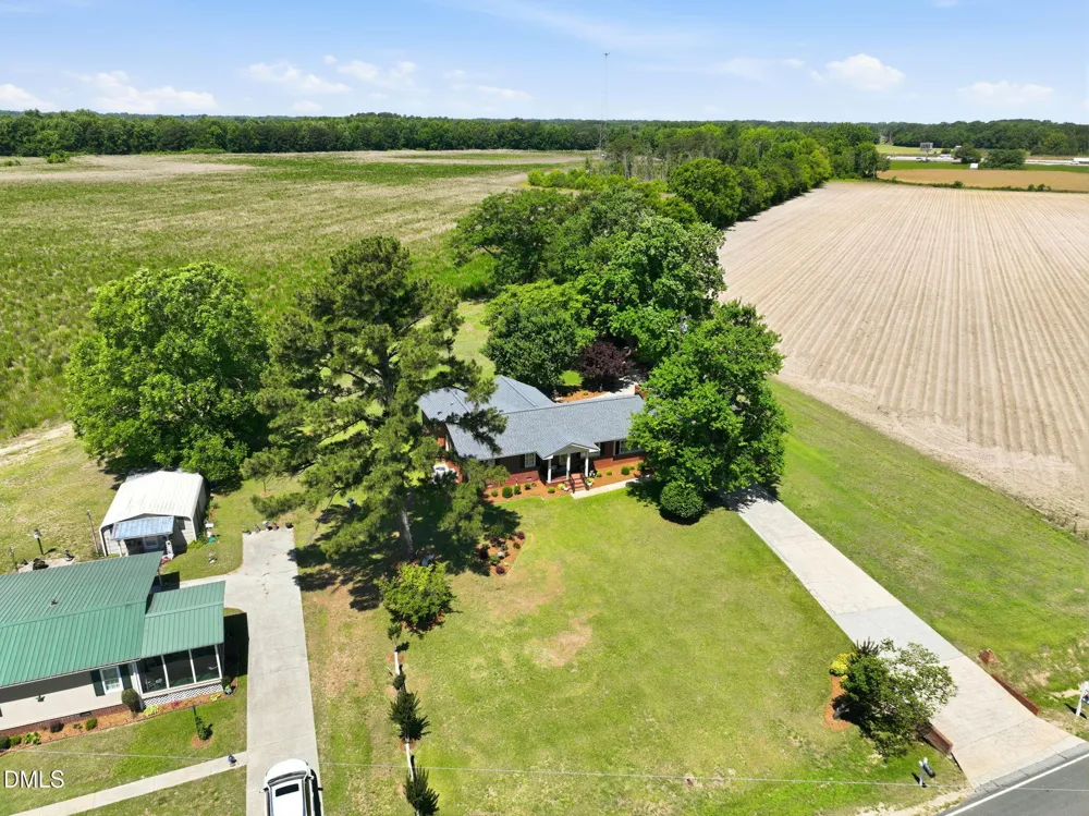 913 W Core Road Dunn, NC 28334
