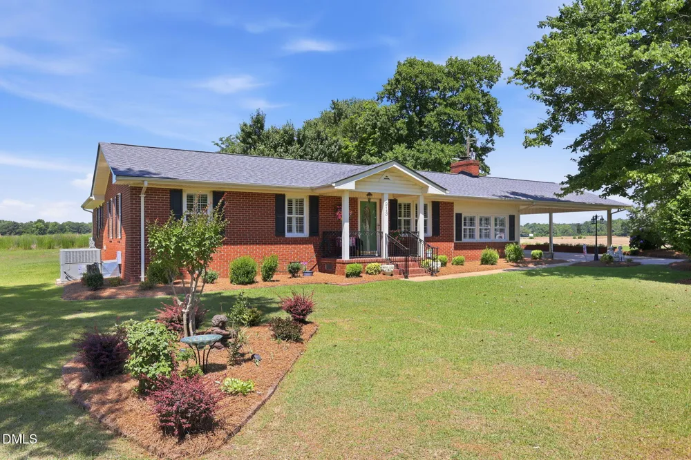 913 W Core Road Dunn, NC 28334