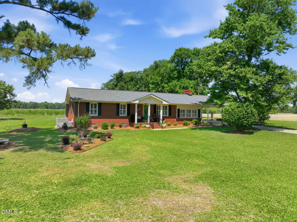 913 W Core Road Dunn, NC 28334