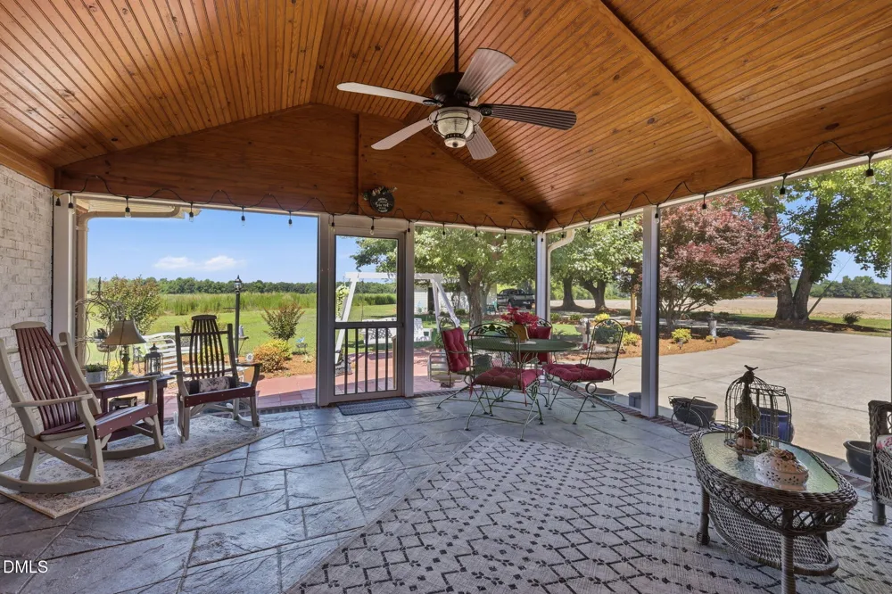 913 W Core Road Dunn, NC 28334