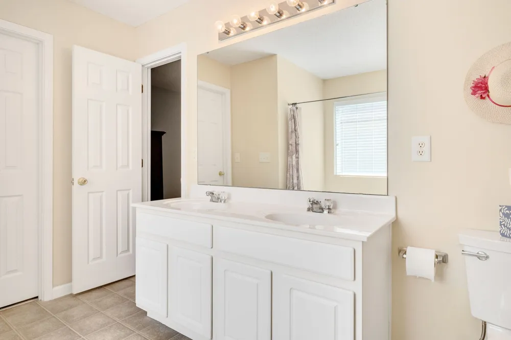 213 Brookhaven Drive Clayton, NC 27527