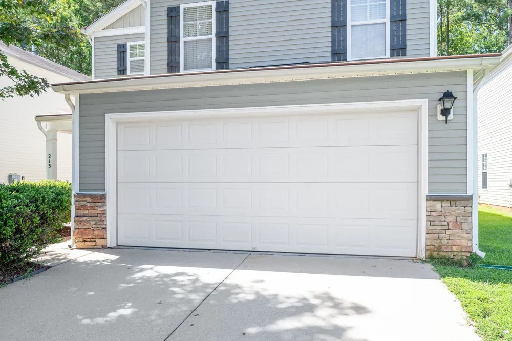 213 Brookhaven Drive Clayton, NC 27527