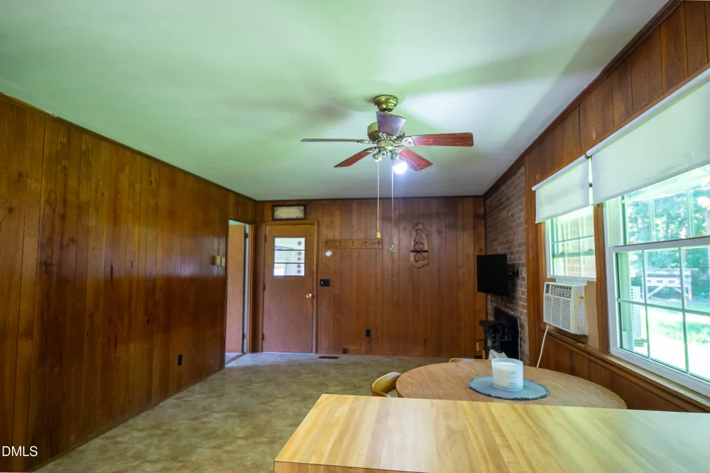 942 Clyde Underwood Road Siler City, NC 27344