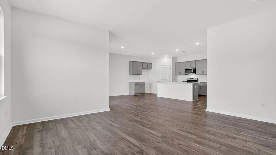 910 Comice Pear Way Willow Springs, NC 27592