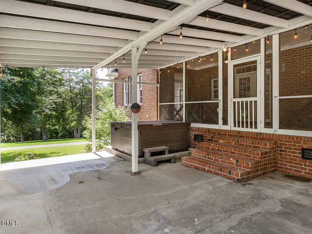2048 Neese Road Graham, NC 27253