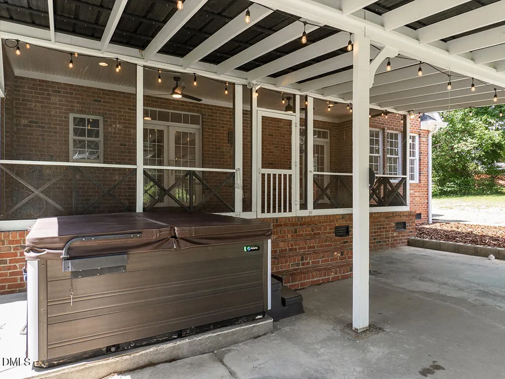 2048 Neese Road Graham, NC 27253