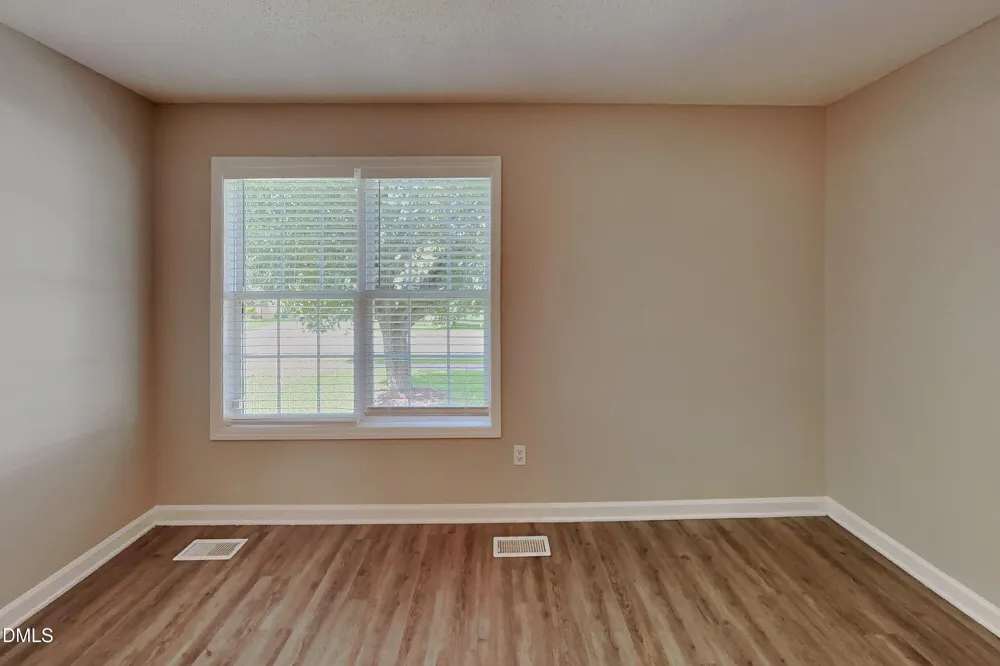 2112 Mckinnon Drive Clayton, NC 27520