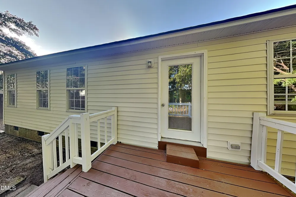 153 Cambridge Elm Drive Clayton, NC 27520