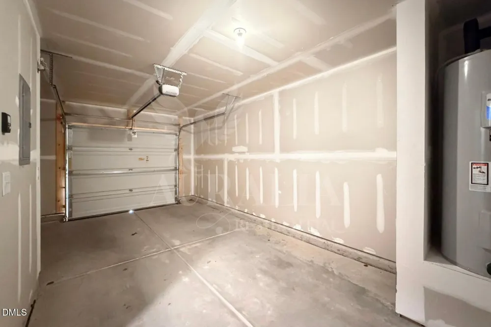 3611 Elm Grove Lane Raleigh, NC 27604