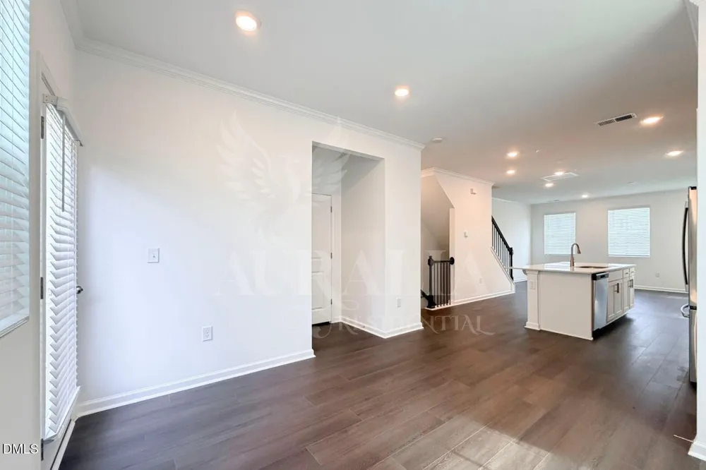 3611 Elm Grove Lane Raleigh, NC 27604