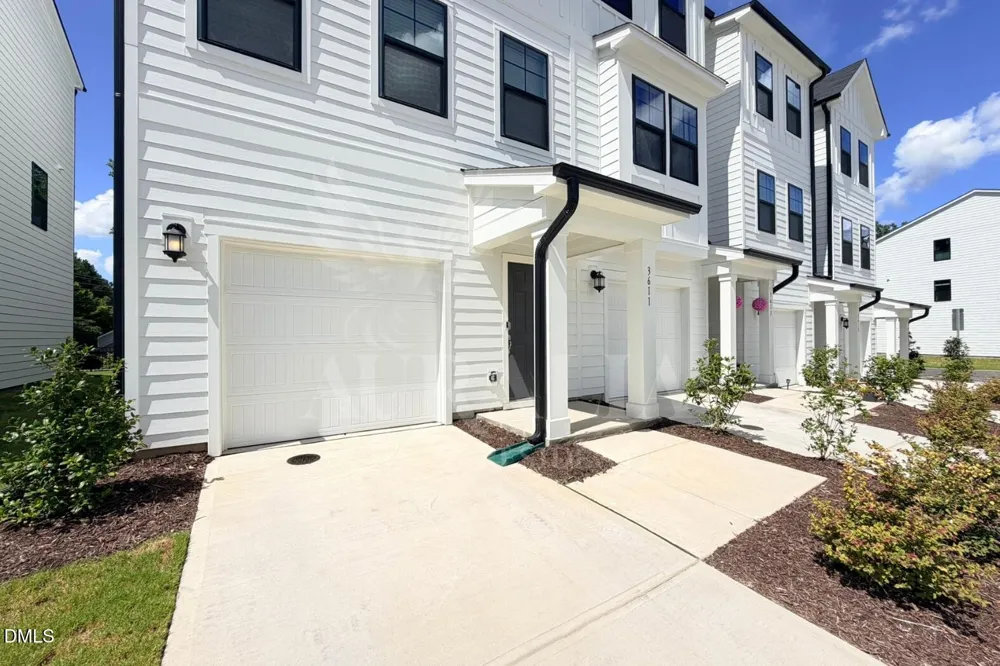 3611 Elm Grove Lane Raleigh, NC 27604