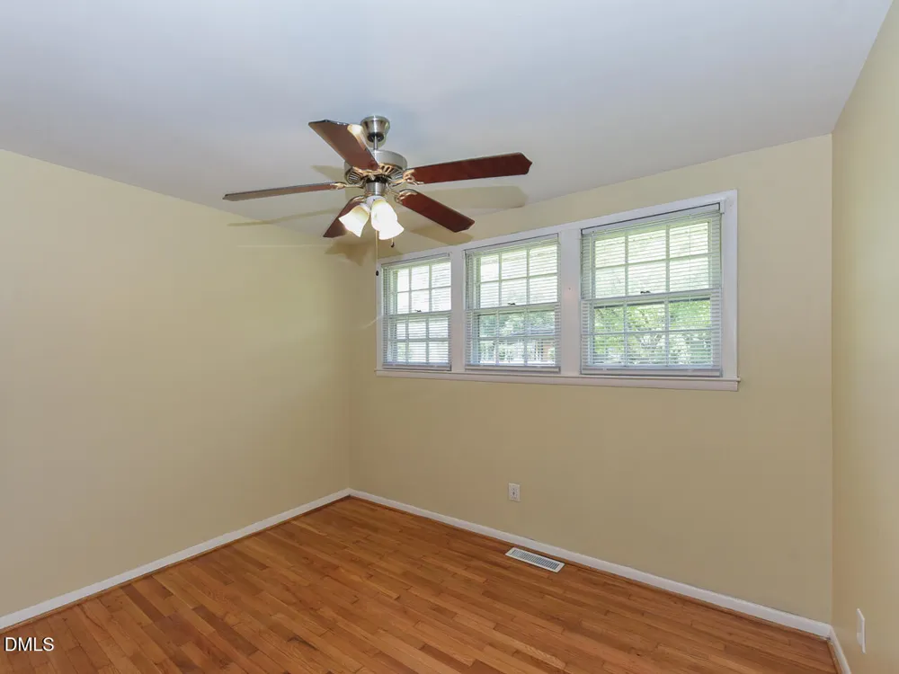 852 Hadley Road Raleigh, NC 27610