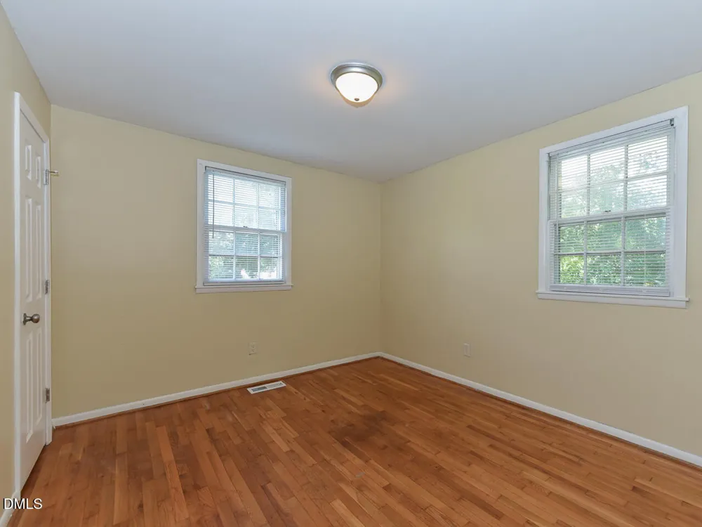 852 Hadley Road Raleigh, NC 27610