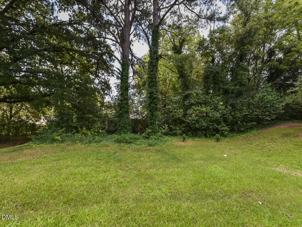 852 Hadley Road Raleigh, NC 27610