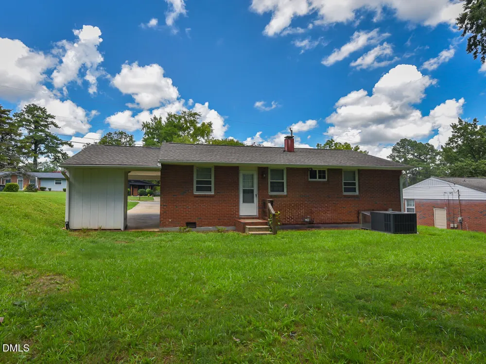 852 Hadley Road Raleigh, NC 27610