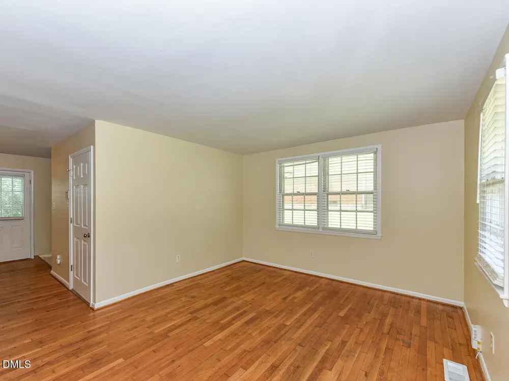 852 Hadley Road Raleigh, NC 27610