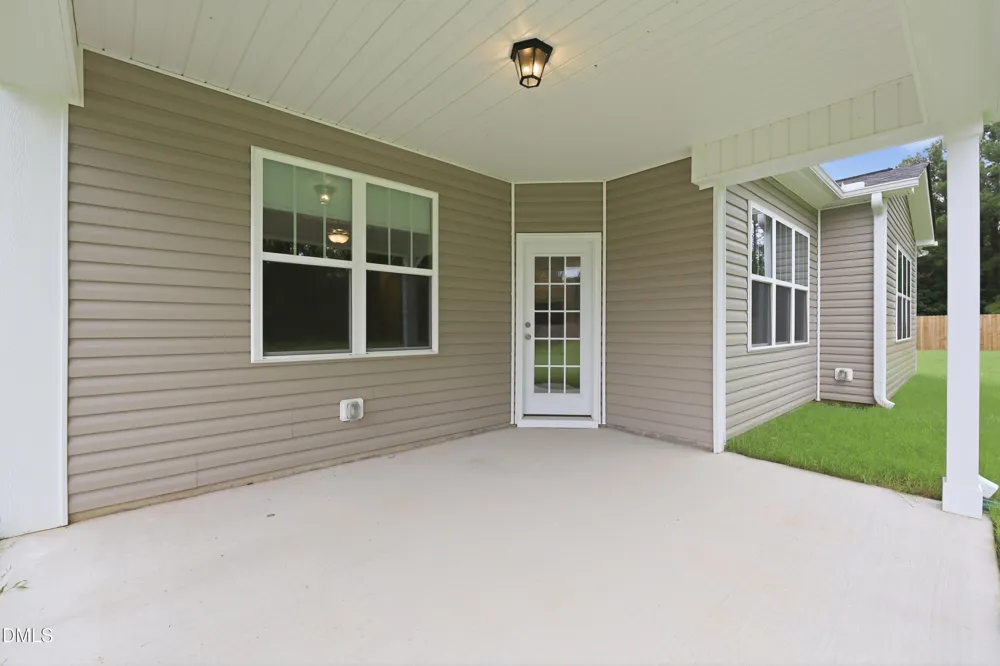 138 Abingdon Farms Drive Selma, NC 27576