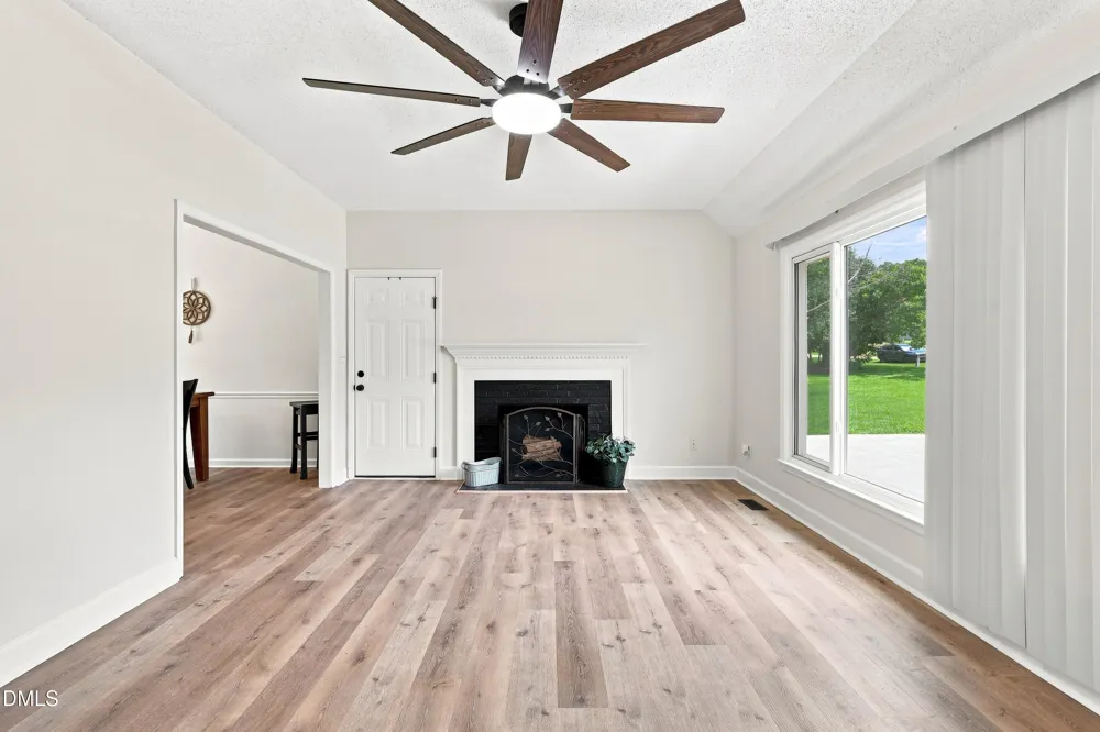 147 Bridle Trail Youngsville, NC 27596