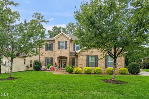 51 E Calvert Court