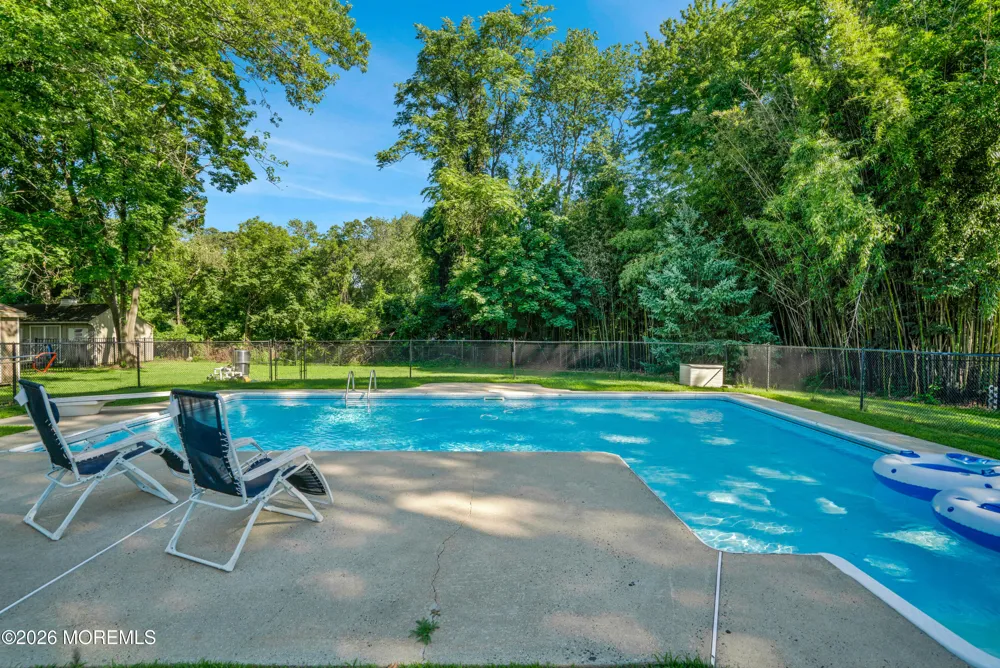50 Rutledge Drive Red Bank, NJ 07701