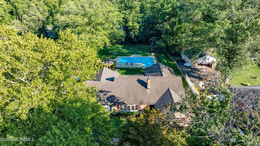 50 Rutledge Drive Red Bank, NJ 07701