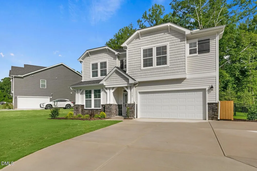 68 Knotts Loop Lillington, NC 27546
