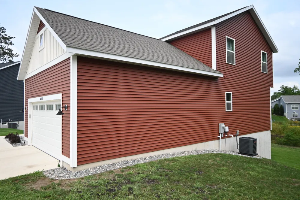 6016 Sturgeon Run Fruitport Charter Township, MI 49444