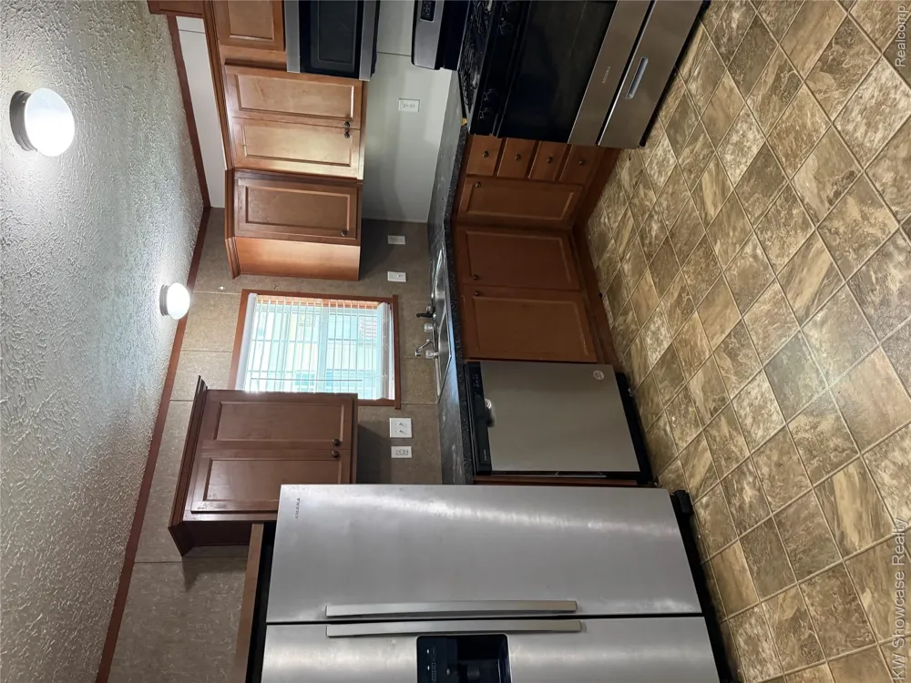 1414 Nardeer St. Novi City, MI 48374