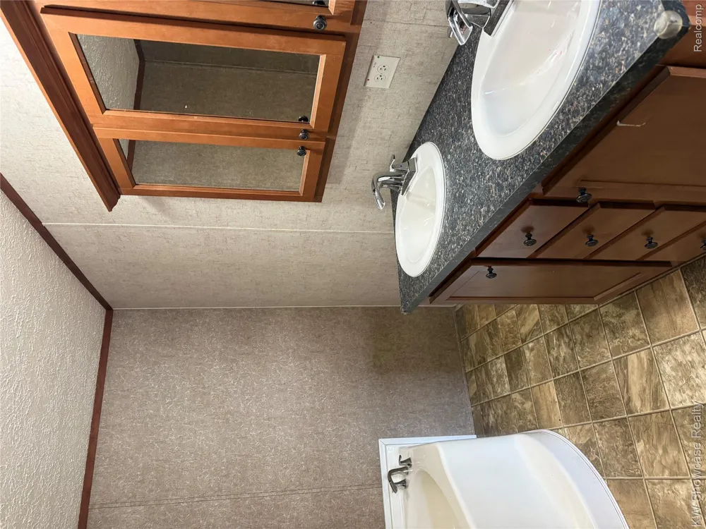 1414 Nardeer St. Novi City, MI 48374