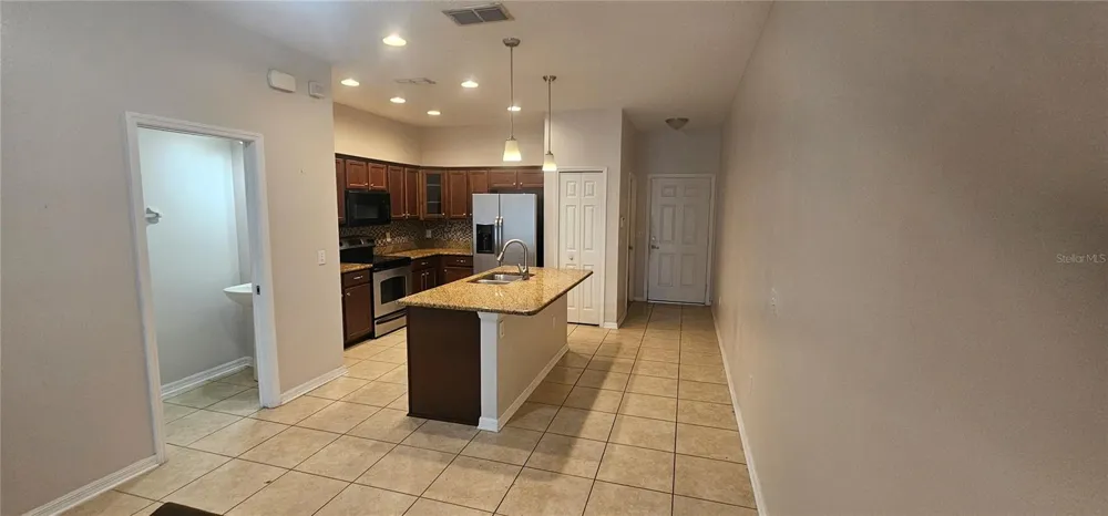 9313 SHEPTON STREET Orlando, FL 32825