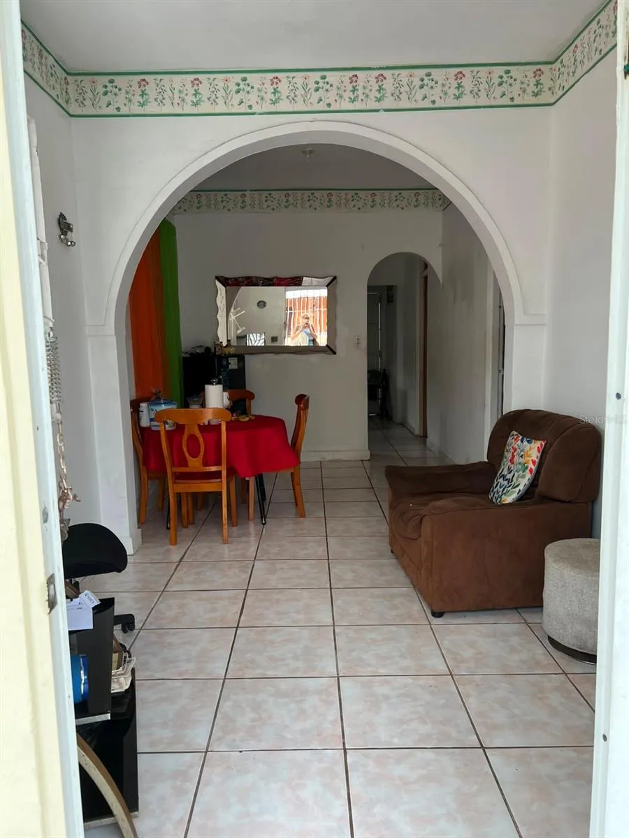 258 H BARTOLOME DE LAS CASAS, SANTURCE San Juan, PR 00915