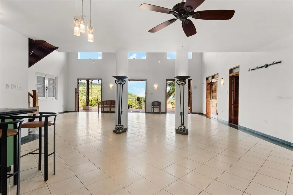 59 REINA ISABEL Rio Grande, PR 00745