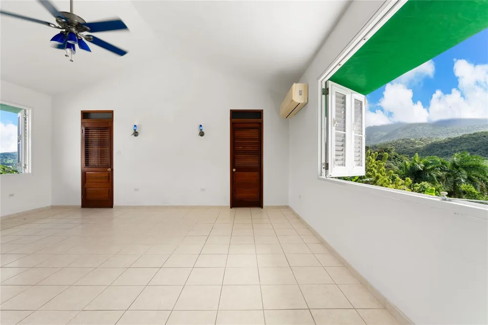 59 REINA ISABEL Rio Grande, PR 00745