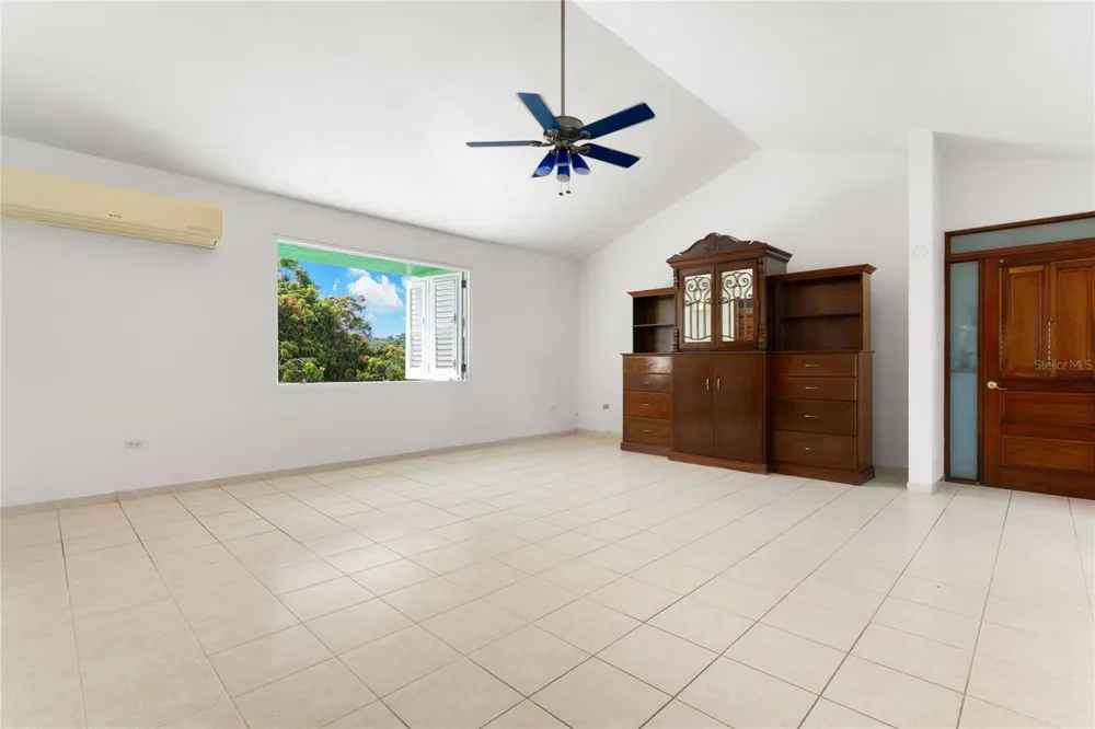 59 REINA ISABEL Rio Grande, PR 00745